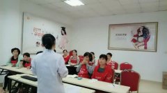 影響月嫂價(jià)格的三要素_廣州月嫂培訓(xùn)